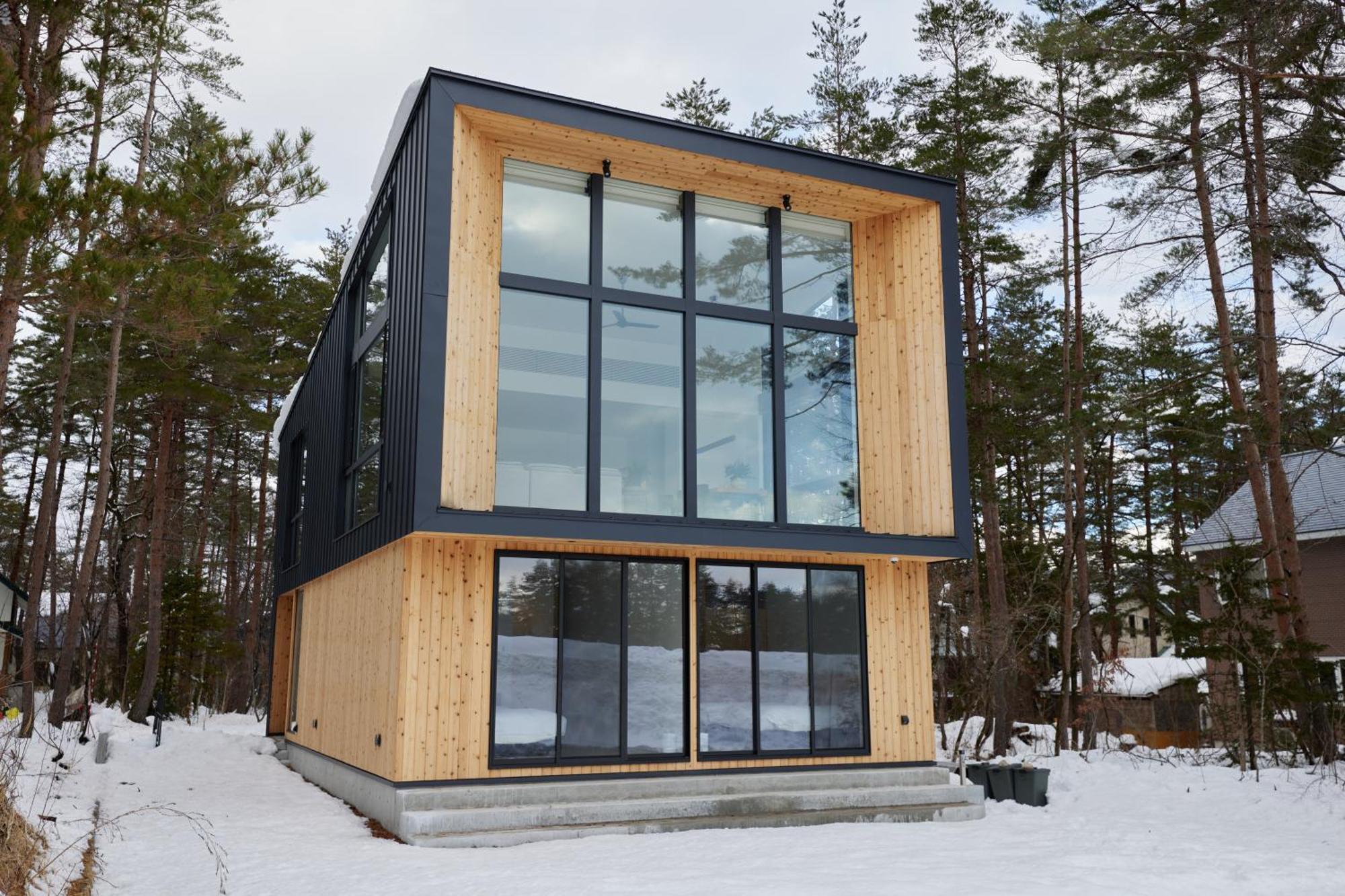 Aura By Jade Group *