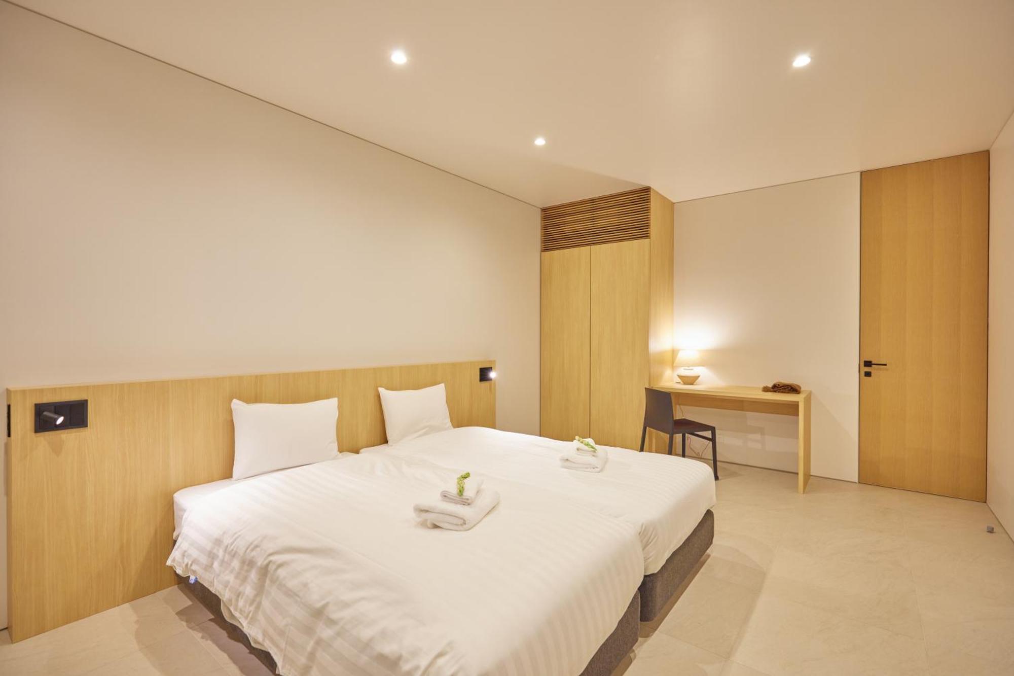 Aura By Jade Group Hakuba